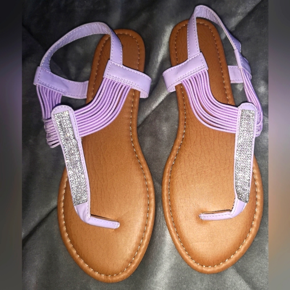 NWOT Ardene shoes size 8